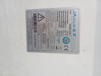 JA Solar 270W Solar Panel (JAP60S01-270/SC) – Great Condition