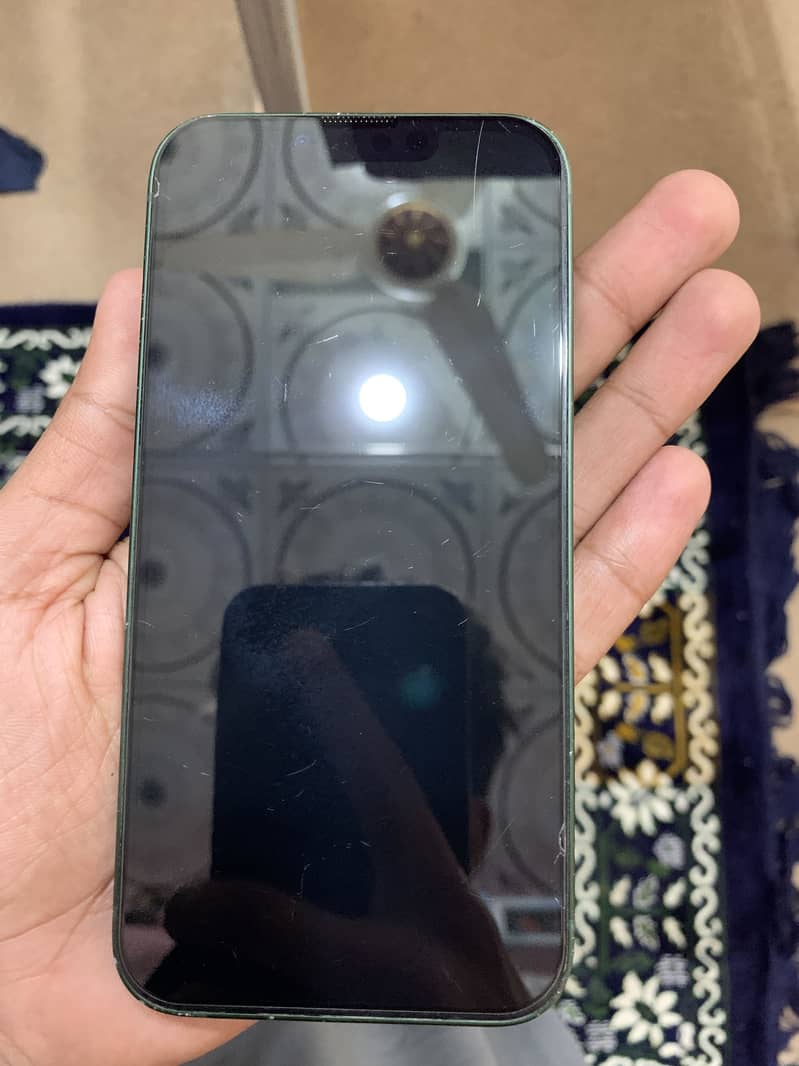 Apple iPhone 13 3