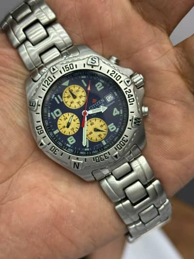 This Citizen Promaster WR200 chronograph