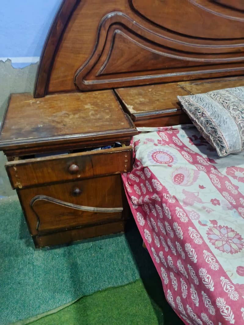 bed with side tables 1