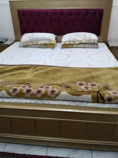 complete Bed Set for Urgent sale