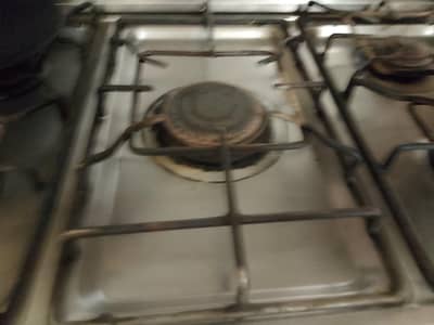 5 burner oven good condition.