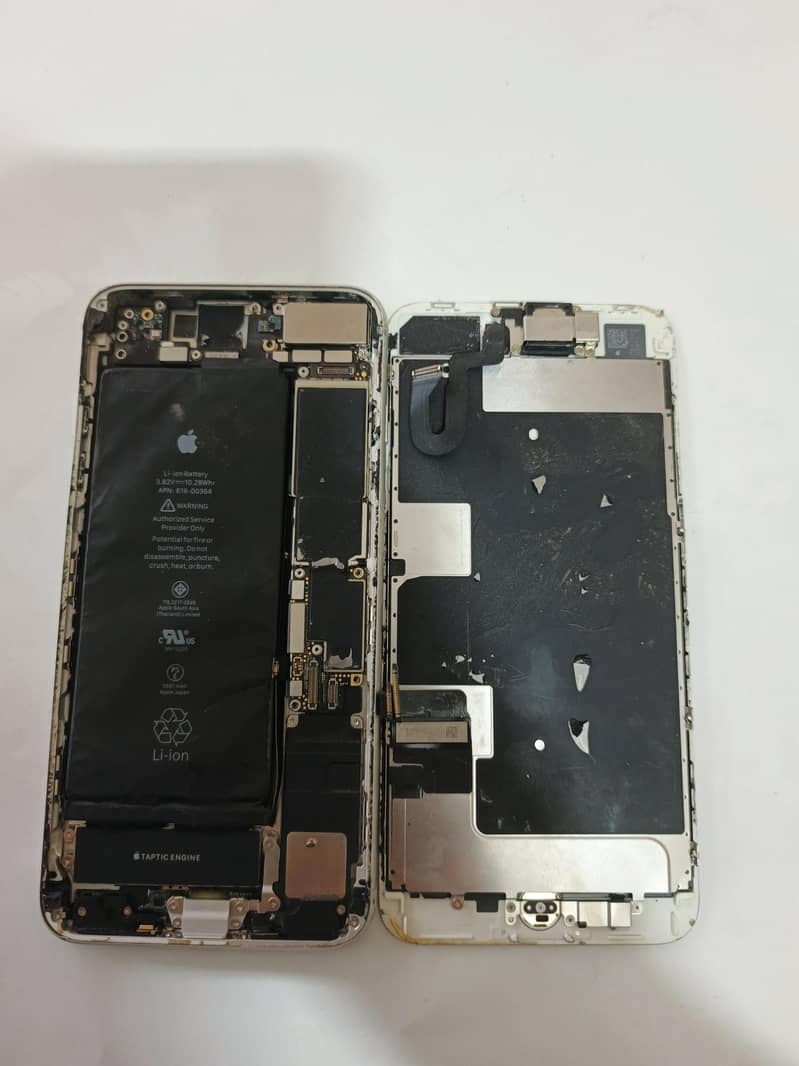 Apple iPhone 8 Plus 2