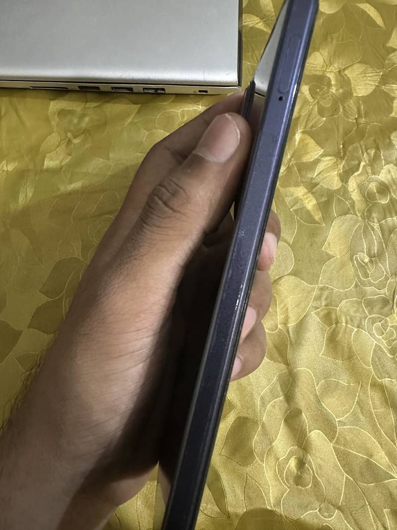 OPPO A60 3