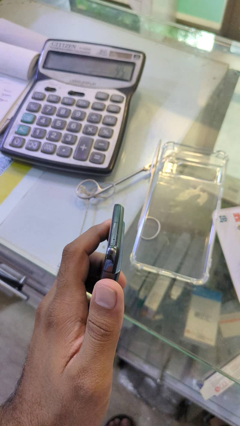 Google Pixel 8 Pro 4