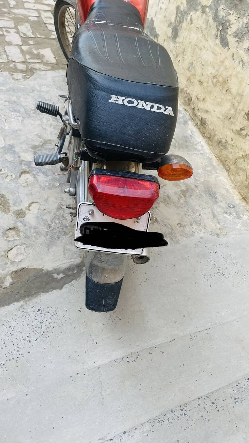 Hero 2004 model 2