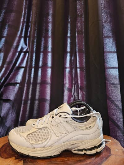 New Balance 2002R 40-41 Pak (Urgent)