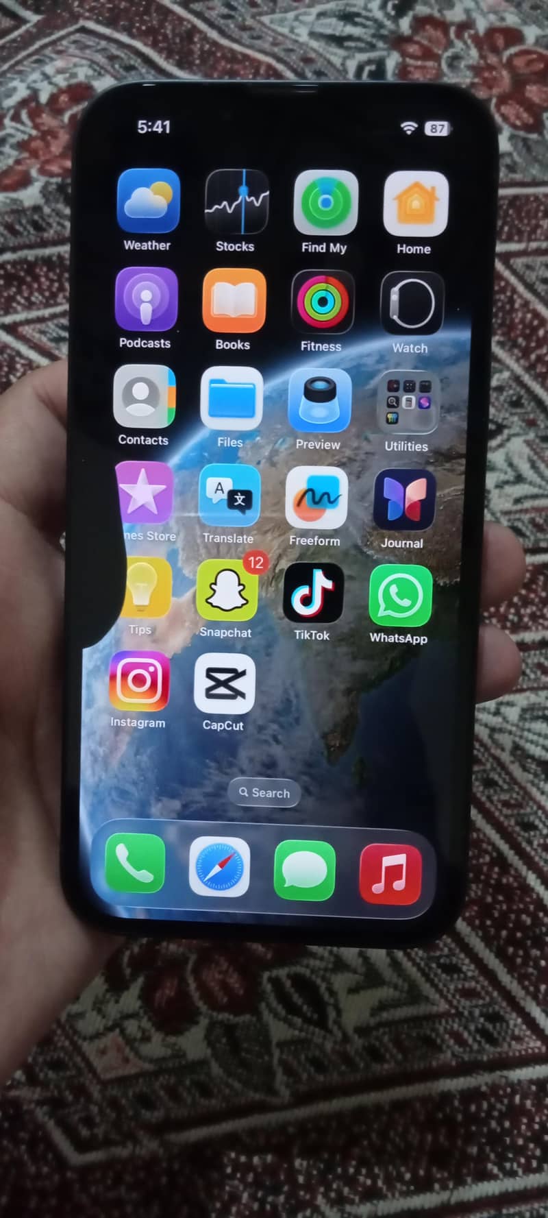 Apple iPhone 13 11