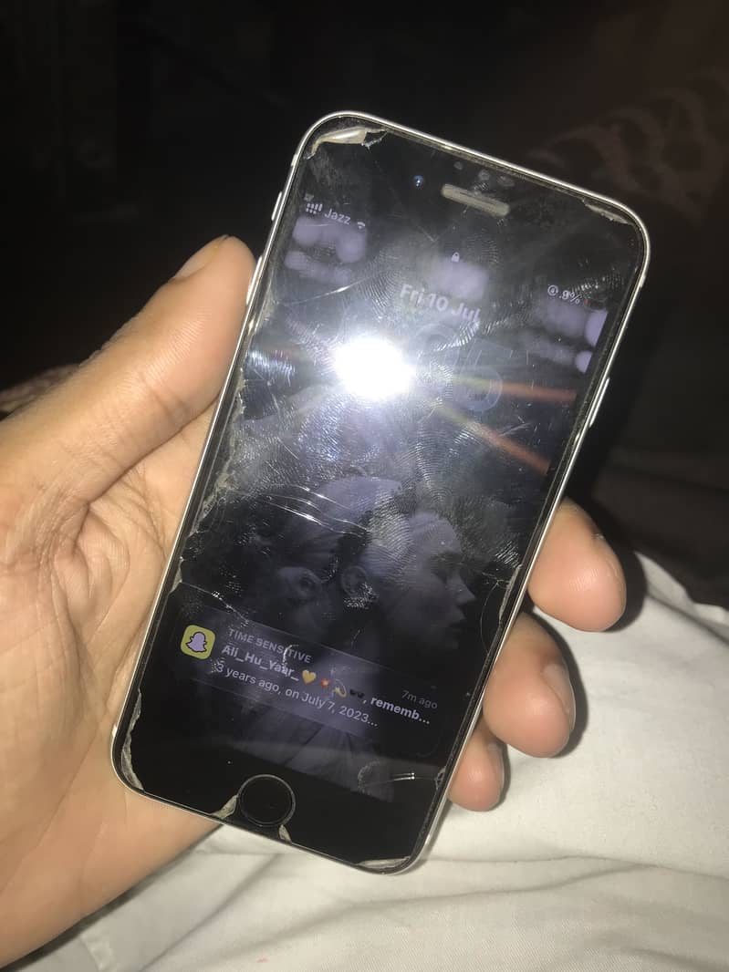 Apple iPhone SE 4