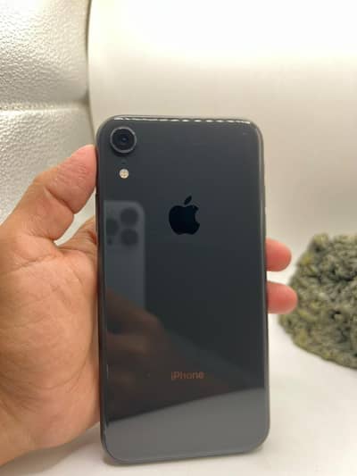 Apple iPhone XR MDM 64Gb battery 94%