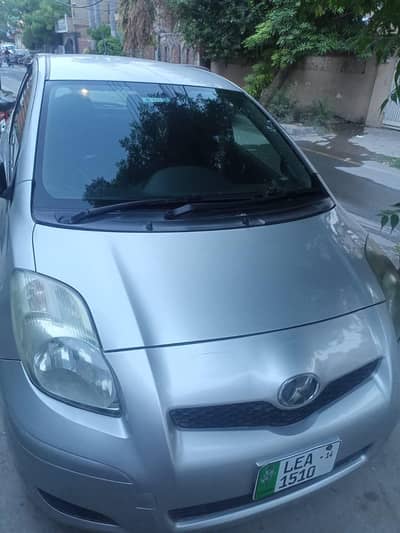 Toyota Vitz 2014