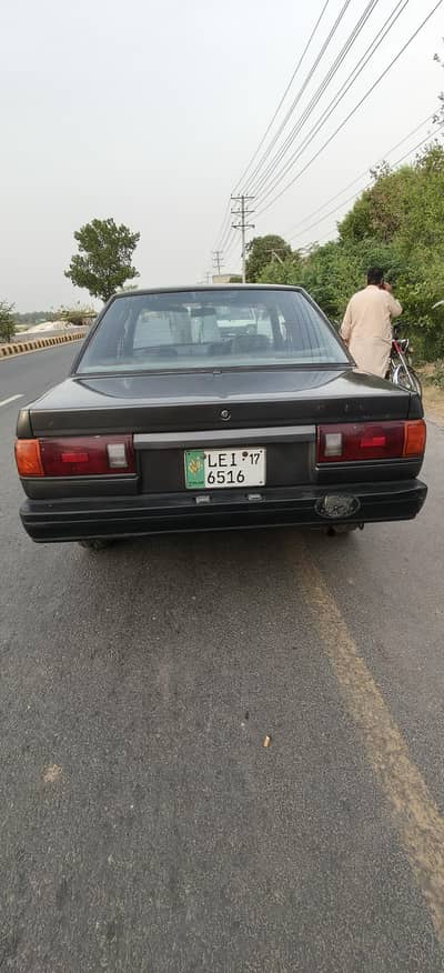 Nissan Sunny 1986