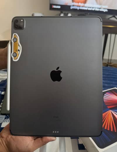 Apple iPad Pro 12.9" (5th Generation) - 1 TB - Wifi+Cellular