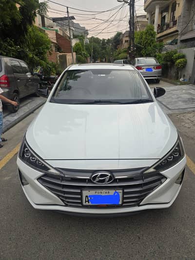 Hyundai Elantra 2023