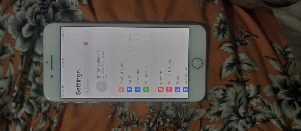 Apple iPhone 7 Plus 1