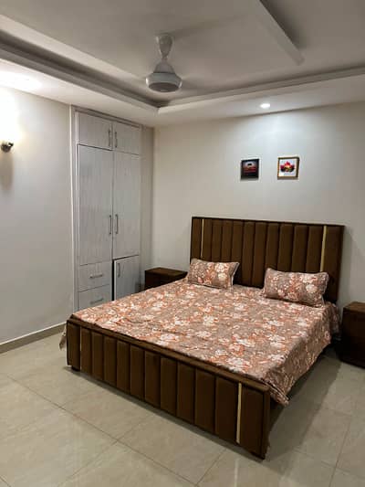 Furnished room available per day in E11