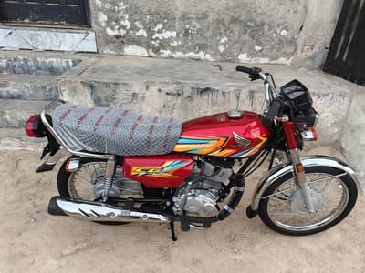 Honda cg 25/26 model brand new bike all Punjab number