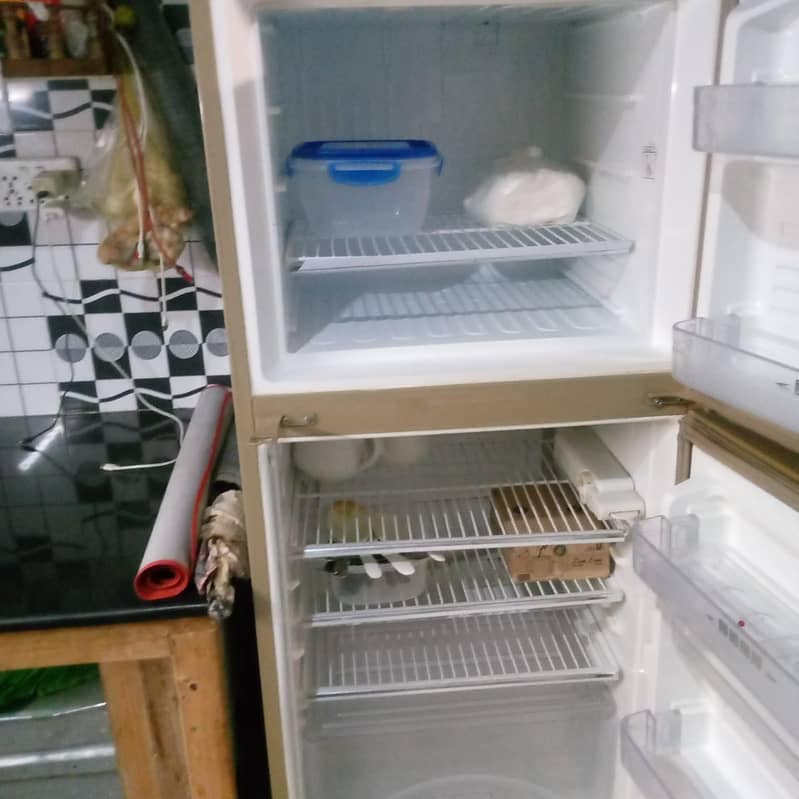 Dawlance fridge 1
