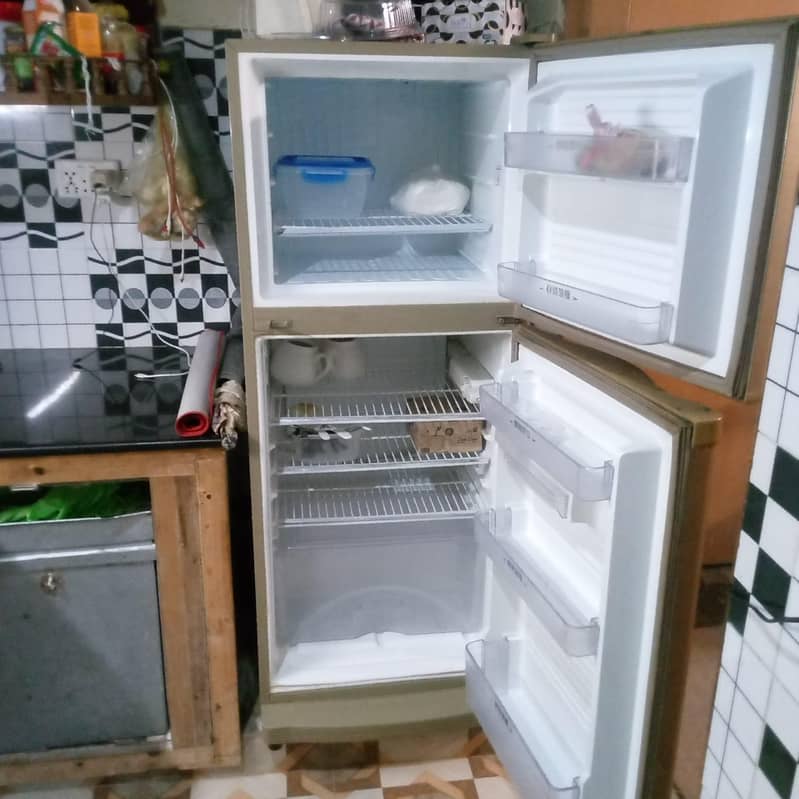 Dawlance fridge 5