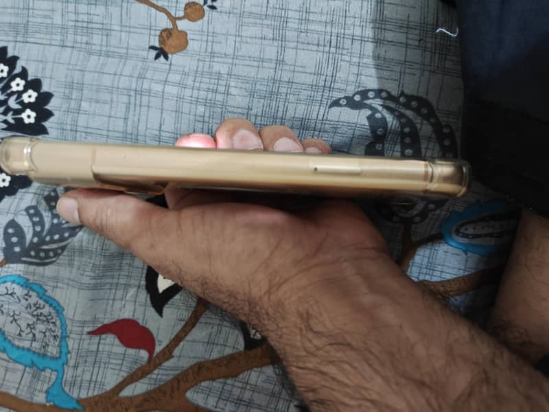 Google Pixel 8 3