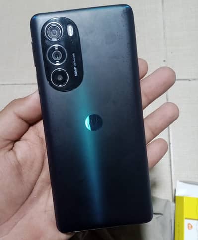 Motorola Edge 30 pro 23,500 WhatsApp no 03171282103