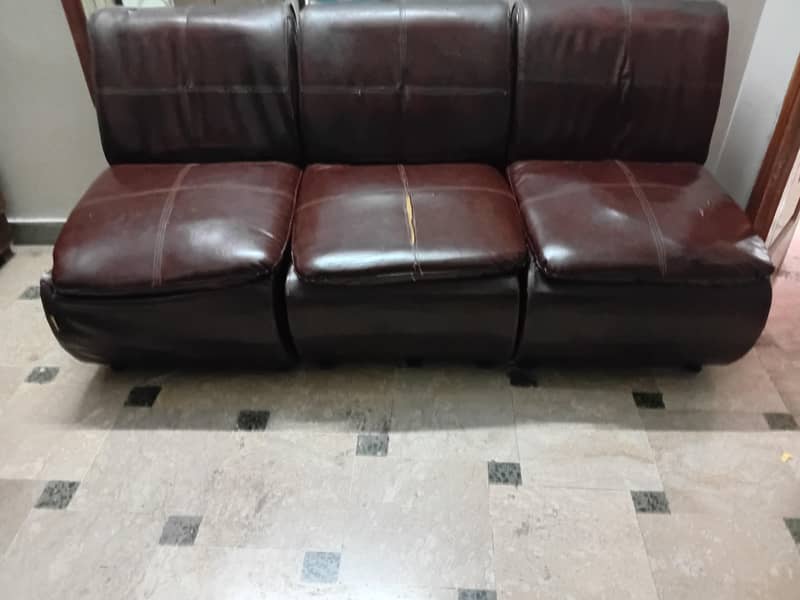 sofa type chairs 0