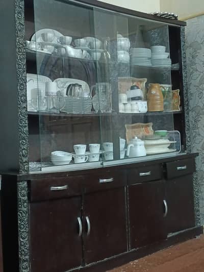 Used showcase