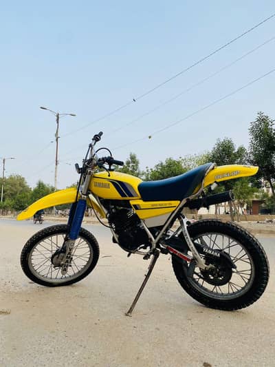 Yamaha Dt 175 Karachi number all docoments complete