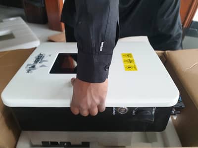 6kW Hybrid Inverter (IP - 66)
