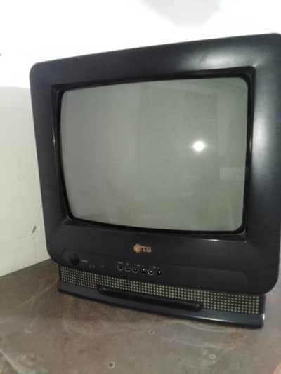 LG CRT TV
