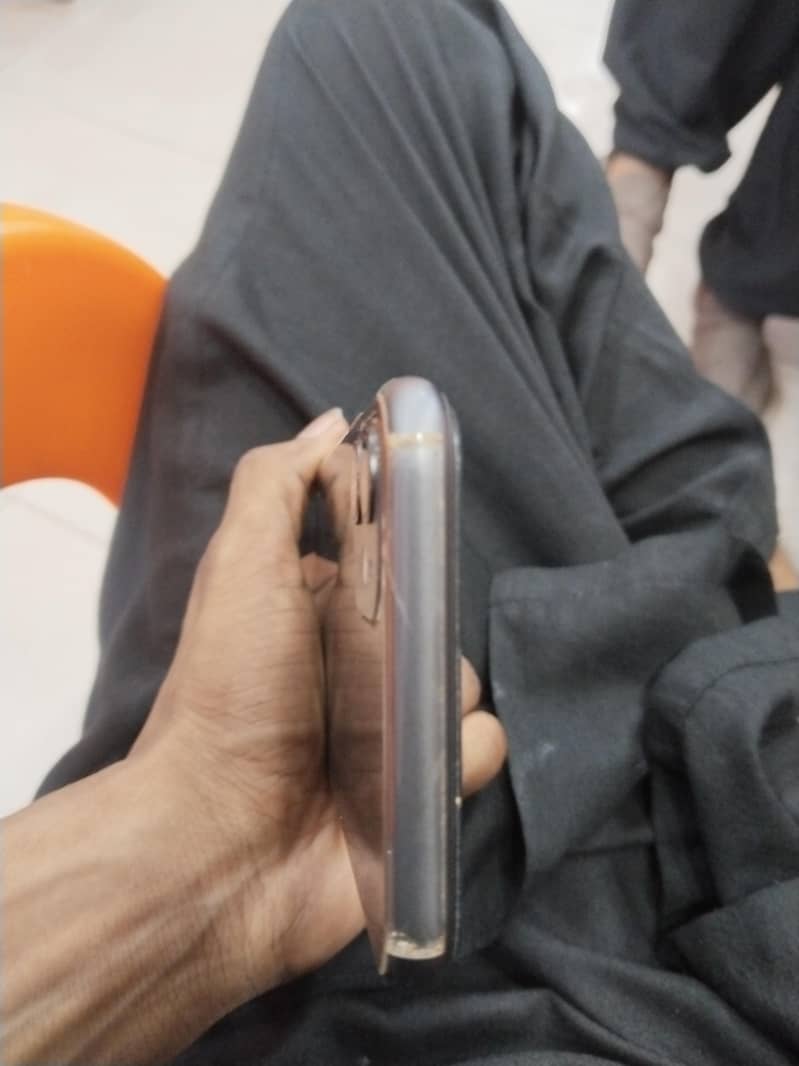 Apple iPhone 11 2