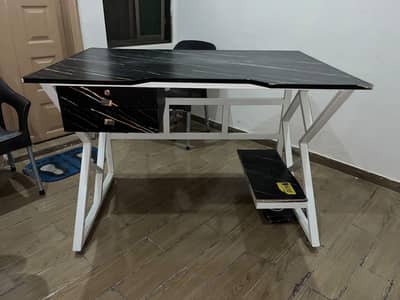 L-Shaped Gaming Computer Office desk table  Urgent sale
