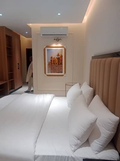 beautiful furnished apartment available on prime location