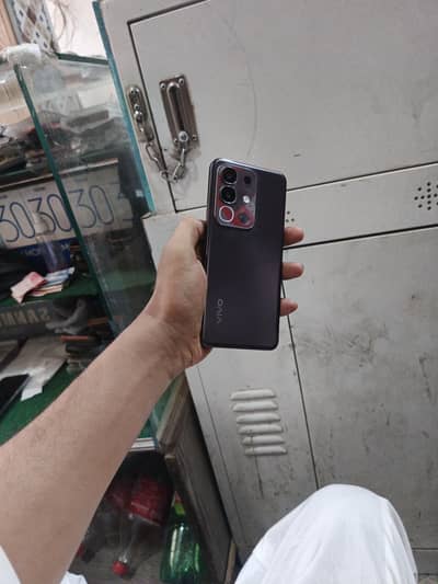 Vivo Y29