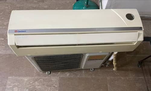 Dewlance 1.5 ton good condition original gas full general service b ha