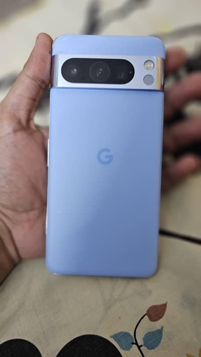 Google Pixel 8 Pro