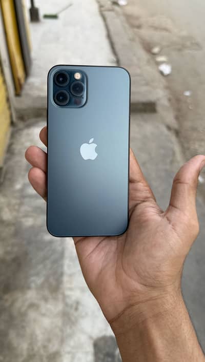 Apple iPhone 12 Pro