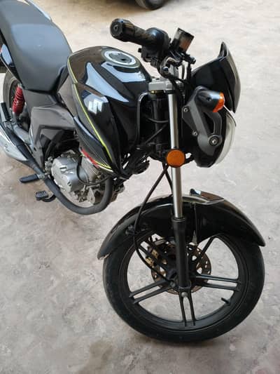 Suzuki Gsx 125 in Excellent condition