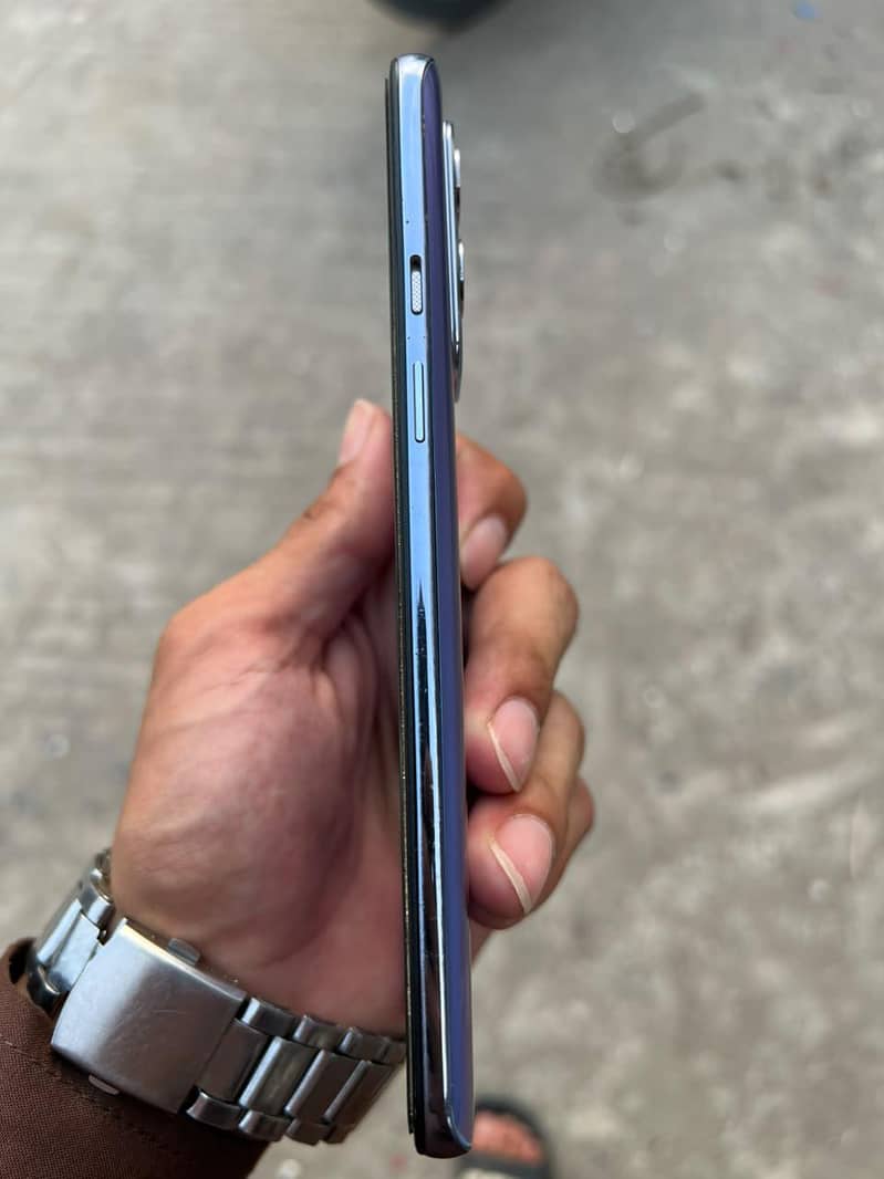 One Plus 9 6