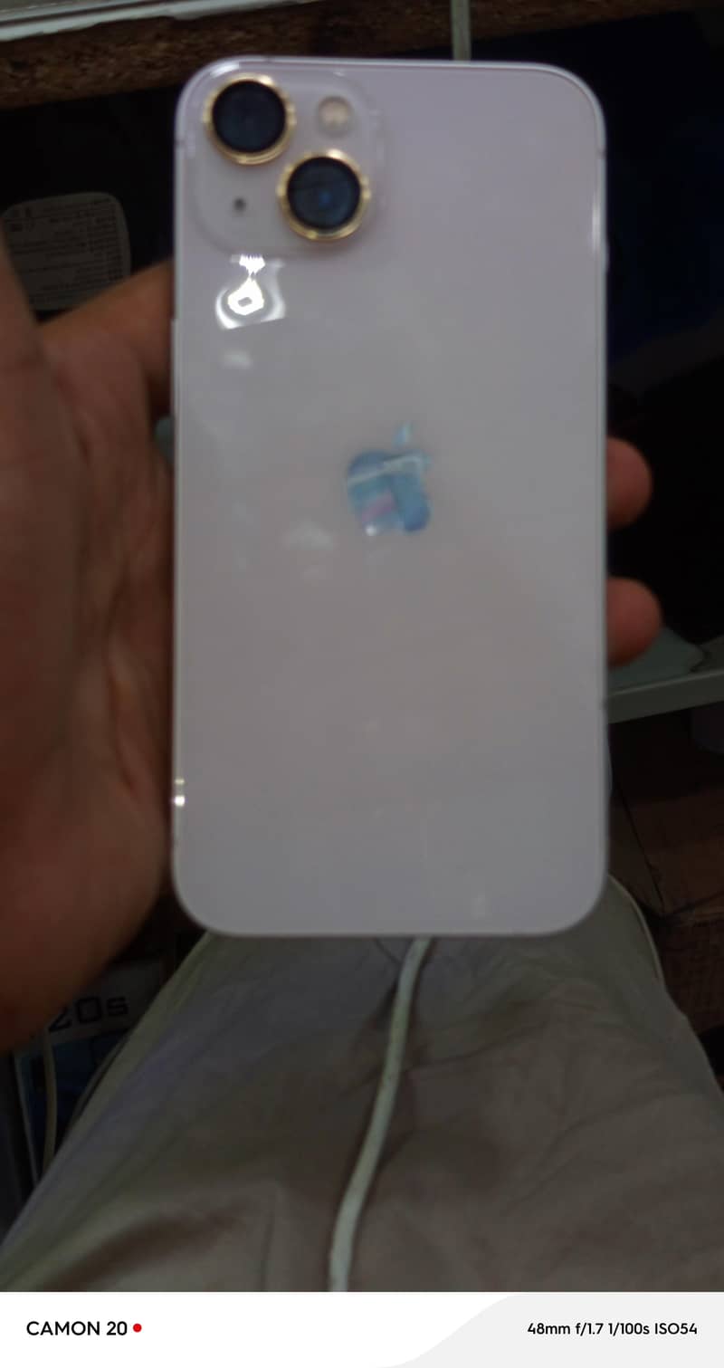 Apple iPhone 13 6