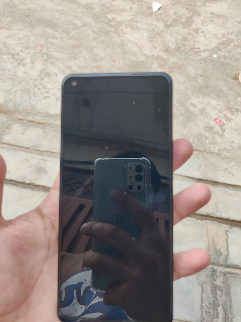 One Plus 9 Pro 3