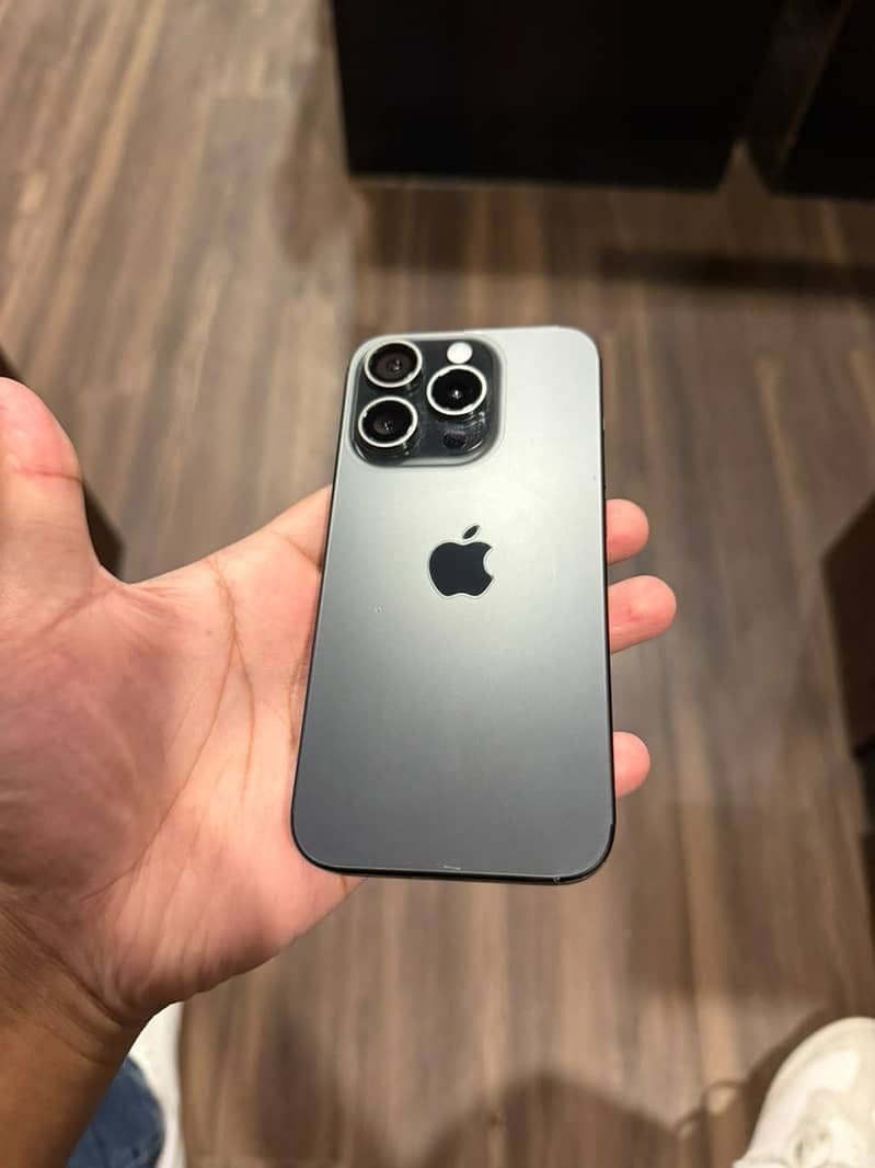 Apple iPhone 15 Pro 5