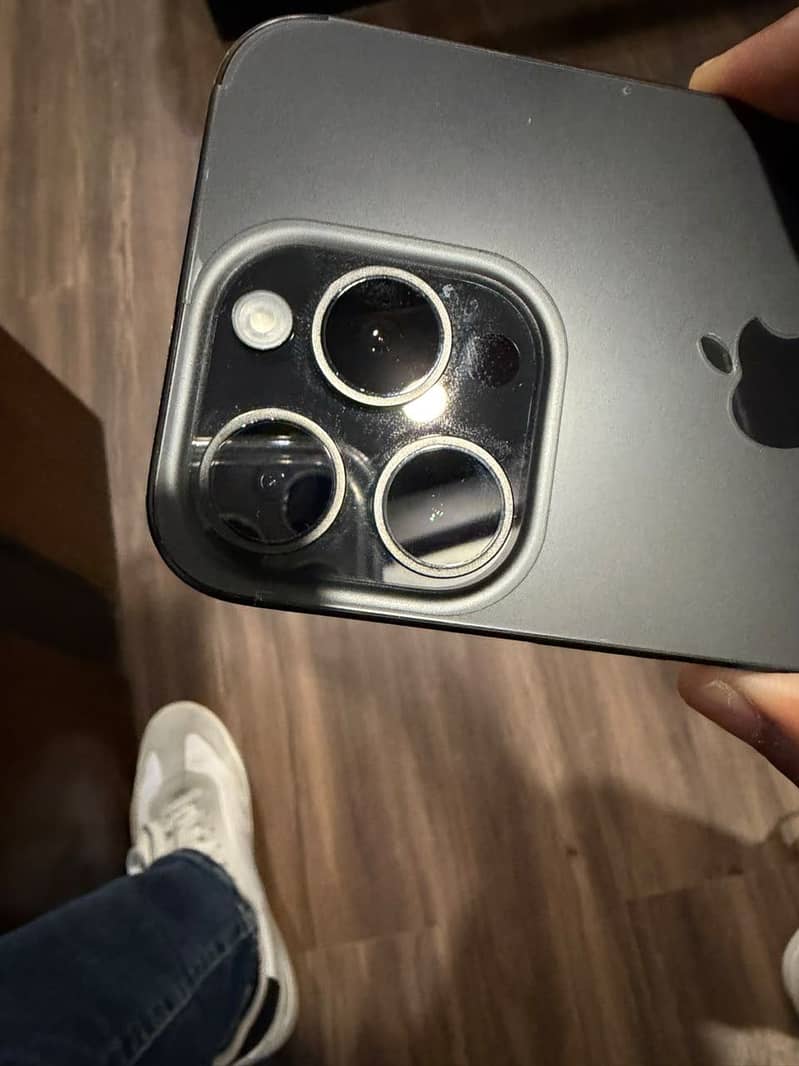 Apple iPhone 15 Pro 7