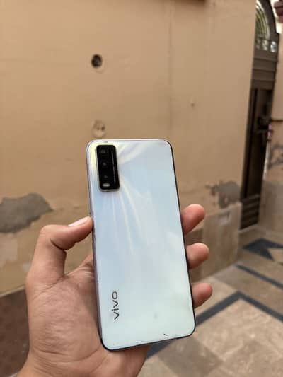 Vivo Y20(4/64) only mobile phone