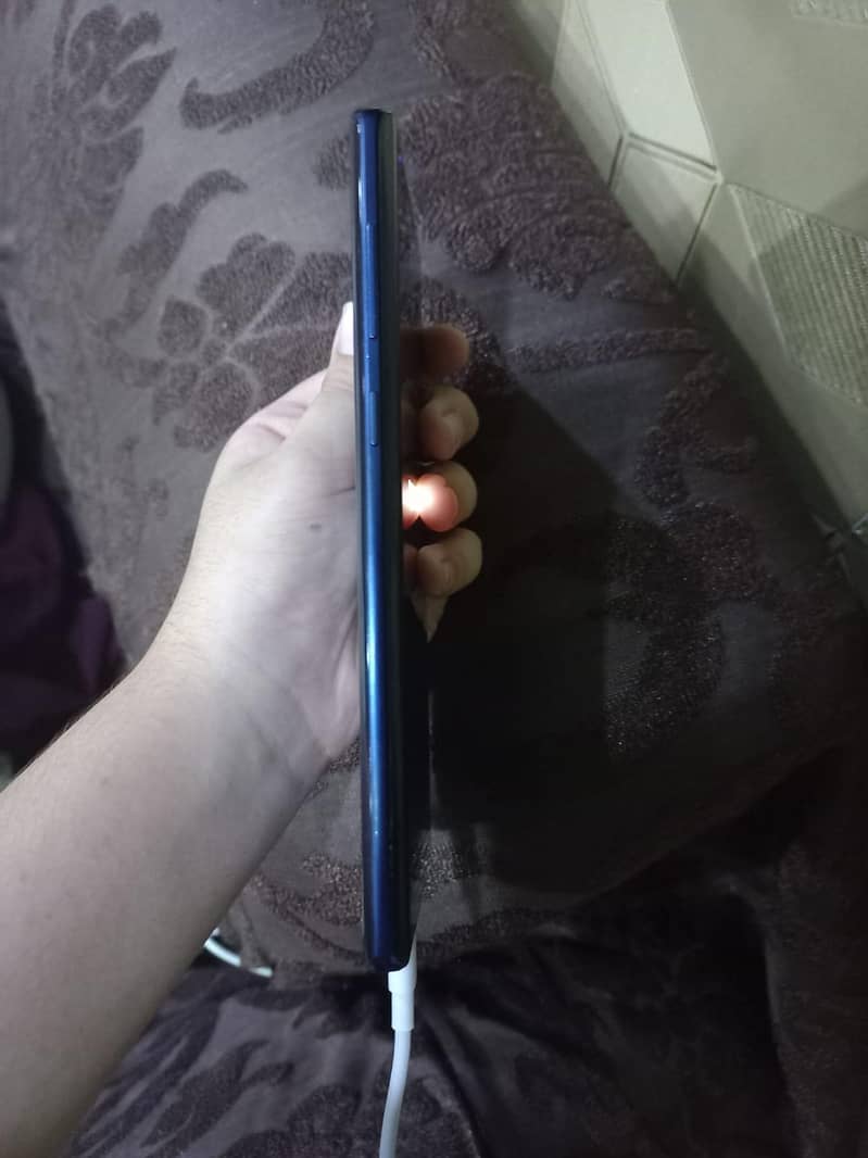 Samsung Mobile Note 9 3