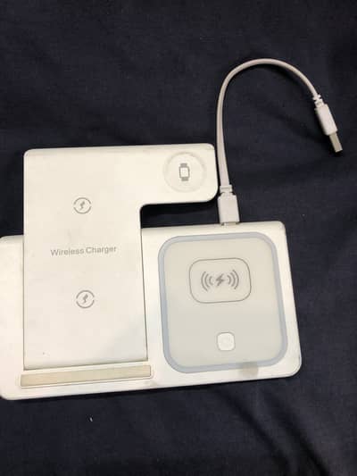 3-in-1 Foldable Wireless Charging Station – New (Clearance Stock)
