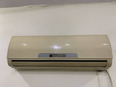 ORIENT AC 1.5 Ton For Sale Urgent Need Money Only Call Condition 10/8
