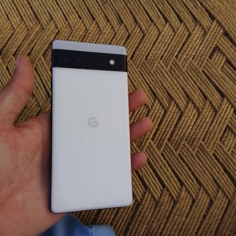 Google pixel 6a 4