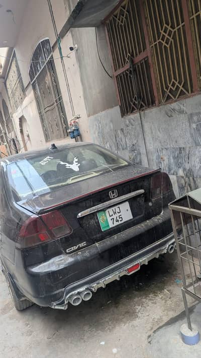 Honda Civic EXi 2005