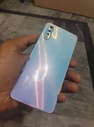 Vivo S1